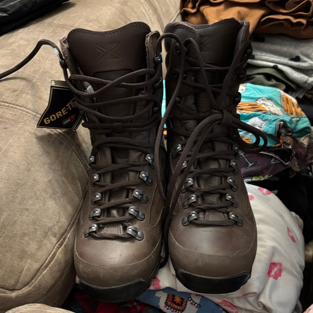 NWT Womens Karrimor SF Gortex Cold/Wet Combat Brown British Army Boots Size 6